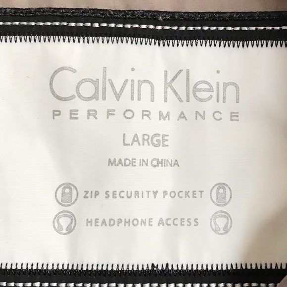 Calvin Klein Puffy Vest - Picture 5 of 7